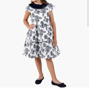 LITTLE ANGELS Kids' Floral Brocade Faux Fur
Collar Dress size 5T